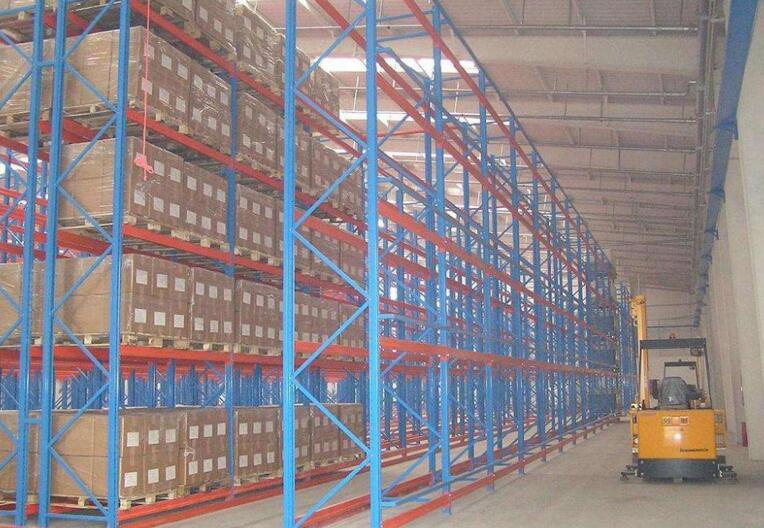 如何做好倉(cāng)庫(kù)貨架的防撞措施